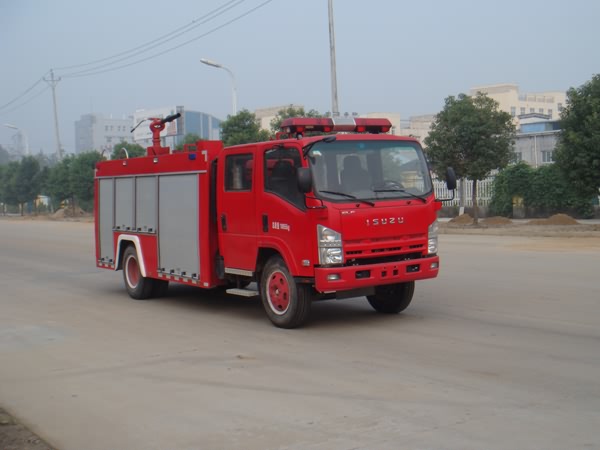 五十铃3方泡沫消防车JDF5102GXFPM30型