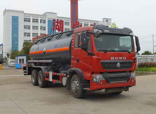 HLW5250GFWZZ5腐蚀性物品罐式运输车